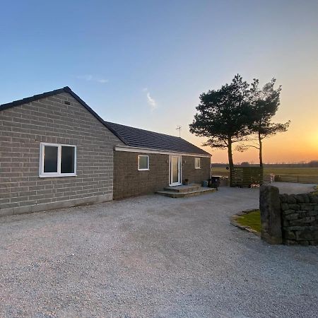 Clover Lodge Chesterfield Exterior photo